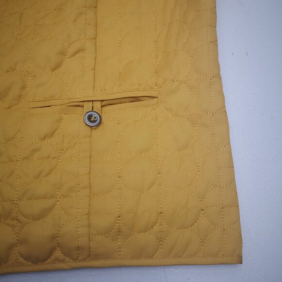 CJ Banks Ladies Lightly Quilted Gold Lined Full Zip Vest - Picture 6 of 9